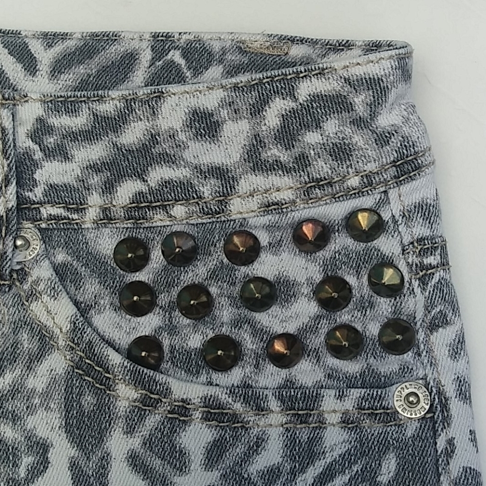 Mossimo S.Co. Low Rise Washed Denim Shorts Sz 5 - Picture 3 of 7